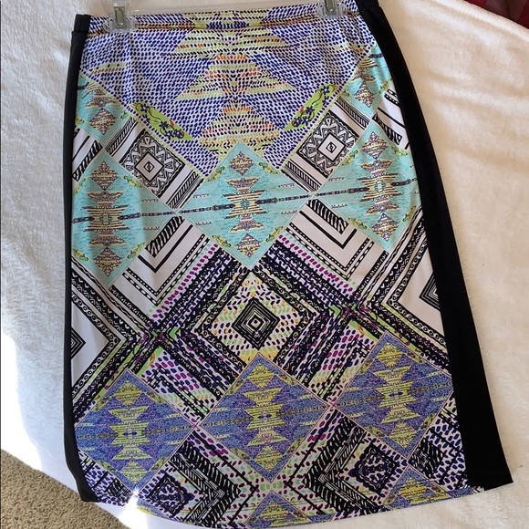 Rafaella Dresses & Skirts - Rafaella Tribal Print Skirt